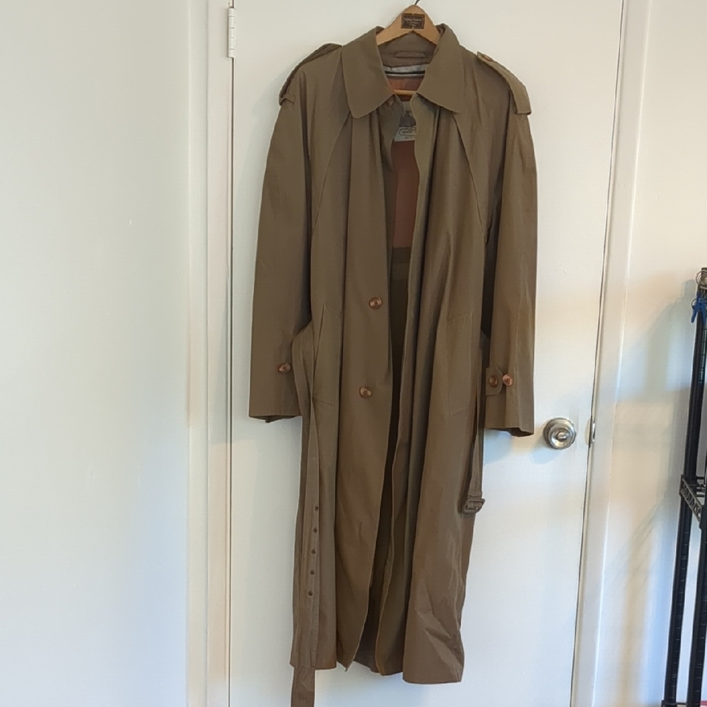 Men's London Fog Rain Trench Coat large (40regular)